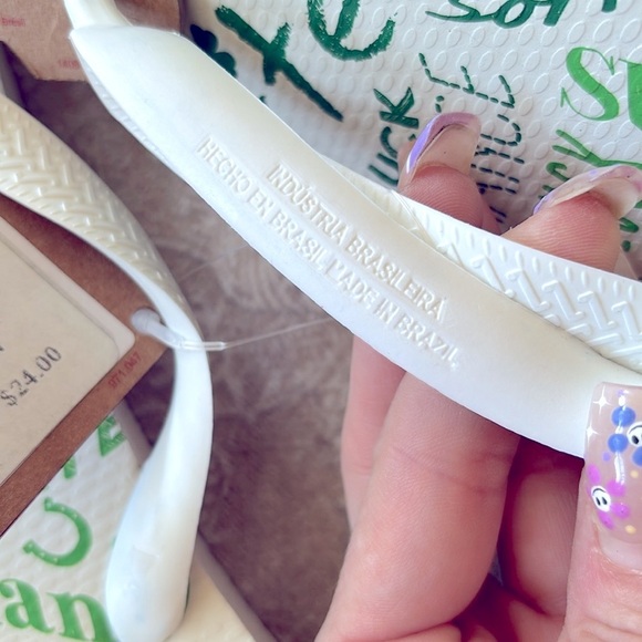 Brand New Havaianas White & Green Irish Good Luck Flip Flops Slide Thong Sandals - Picture 15 of 16